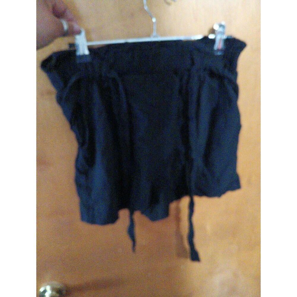 Shein Size M (6) Black Shorts